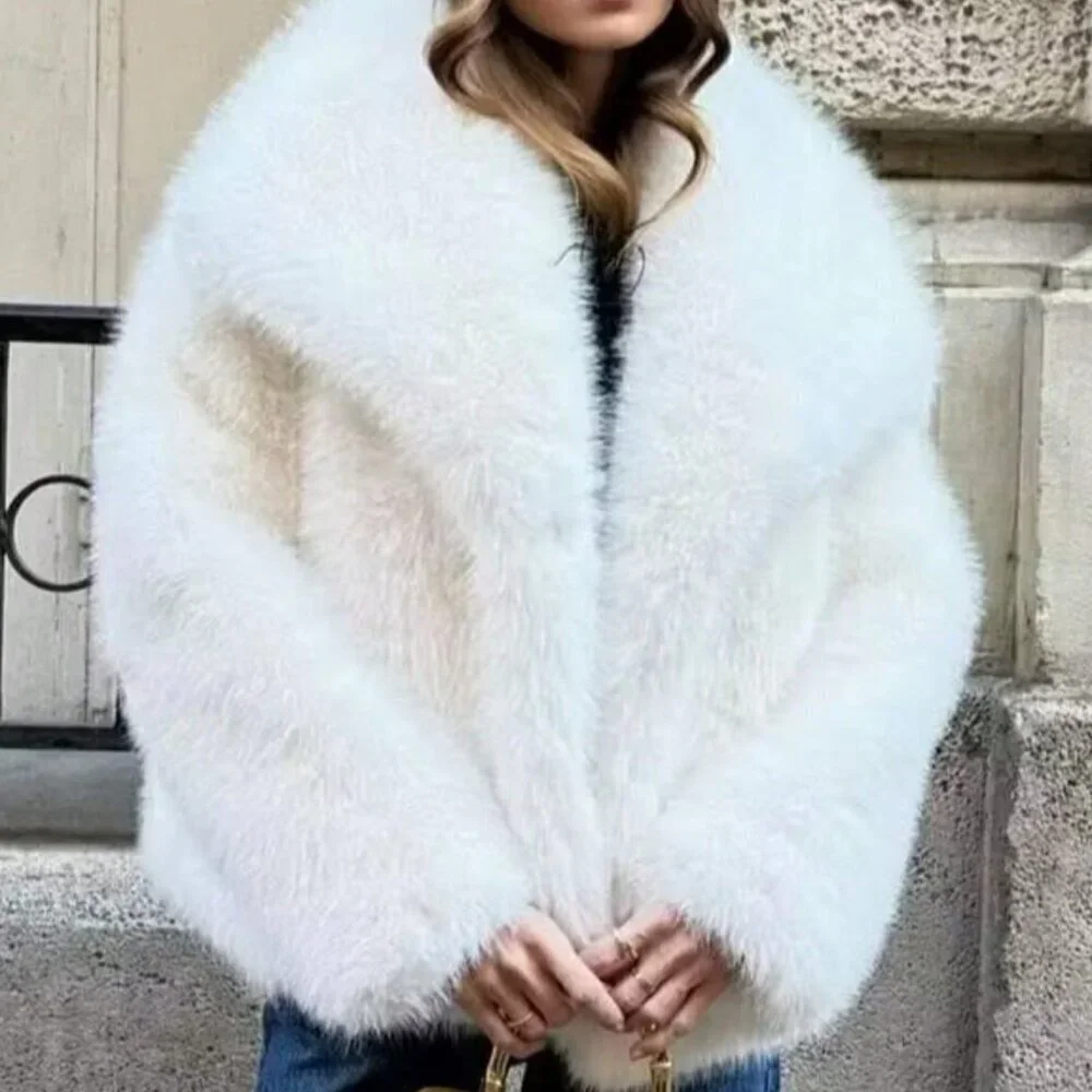 White Preppy Women's Casual Luxury Faux Fur Coat